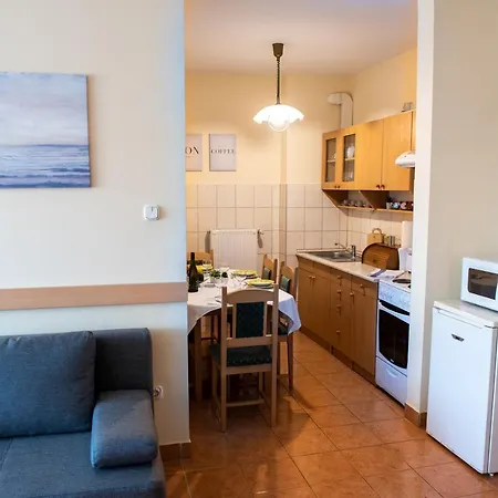 Sunny Apartman Cserkeszolo